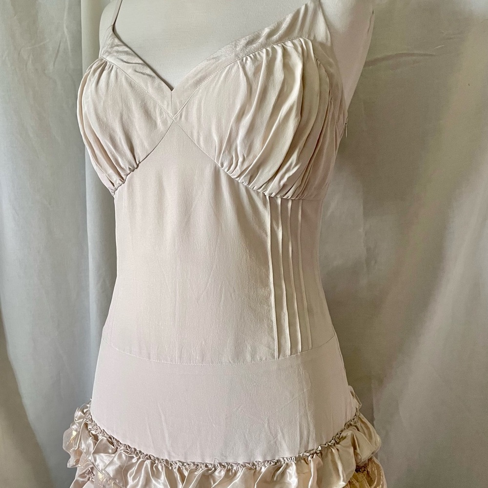 Elegant Cream Ruffle Prom Dress - Picture 3 of 15